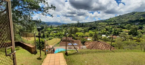 Finca En Guarne (oriente Antioqueño)