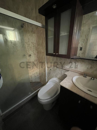 Casa En Venta Lecheria C R Las Villas
