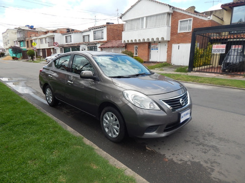 Imagen 2 de 11 de Nissan Versa