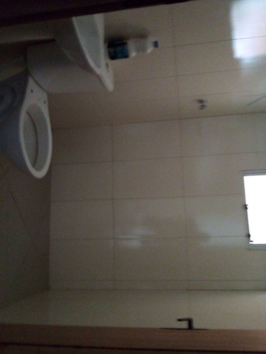 Vendo Uma Linda Chácara Com Um Lindo Tangue Com Muitos Peixe