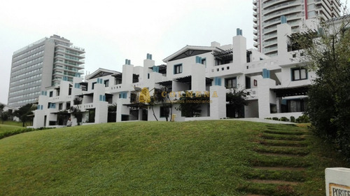 Apto 2 Dor, 2 Baños, Y Terraza Con Parrillero Y A Metros Del Mar. Consulte!!!!!!-ref:1788