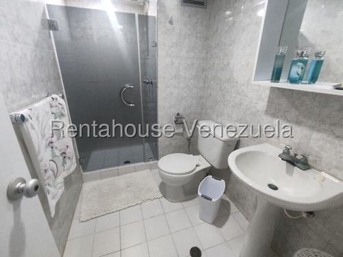 Apartamento En Venta Tucacas Falcon, Ubicado En Conjunto Frente Al Mar. Excelente Distribucion, Con Planta Electrica 100%. Agua De Pozo. Agende Su Visita. Dapo