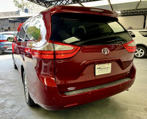 Toyota Sienna 3.5 Xle At