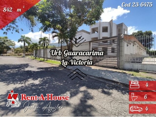 Townhouse En Venta La Victoria Urb Guaracarima 24-14306 Jja