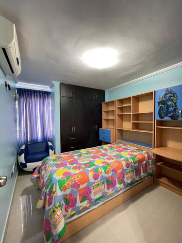 Código: 277729 Alquiler Townhouse Amoblado Urb. Villa Fontana, 650$ Mml Solo Clientes