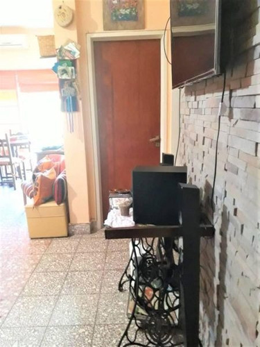 Imagen 10 de 16 de Departamento 2 Ambientes Al Frente Con Balcon