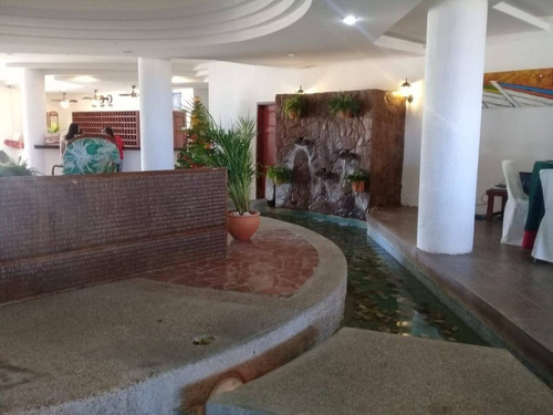 Imagen 12 de 16 de Johanna Castillo Vende Hotel En Playa Caribe 04145951217