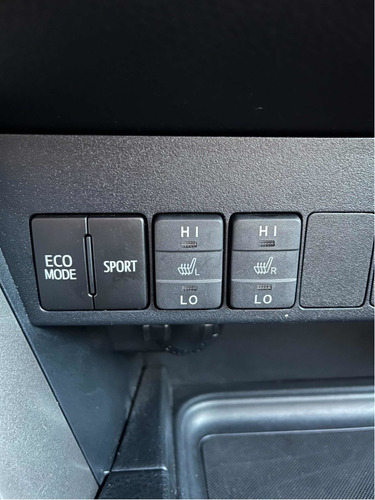 Imagen 14 de 18 de Toyota Rav4 2.0 Vx Cvt 2018