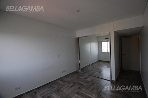 Penthouse Venta Vicente Lopez 4 Ambientes Terraza Pileta Propia