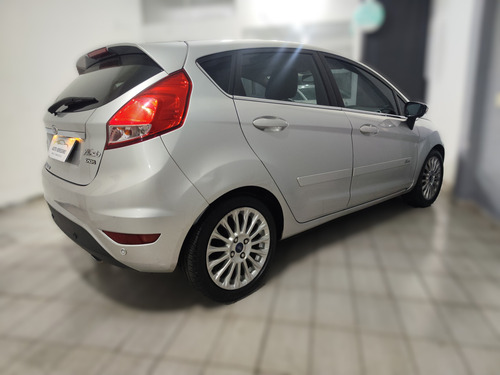 Ford Fiesta 1.6 16v Titanium Flex Powershift 5p