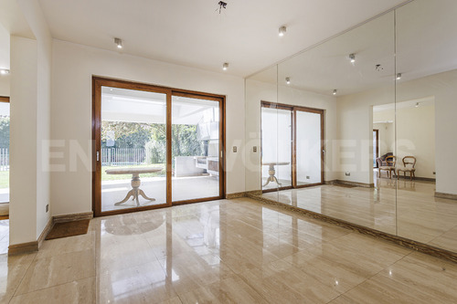 Venta Casa Mediterránea/resguardada