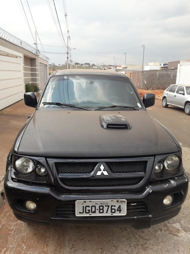 Imagem 2 de 4 de Mitsubishi Pajero Sport 2005 2.8 Hpe 4x4 5p