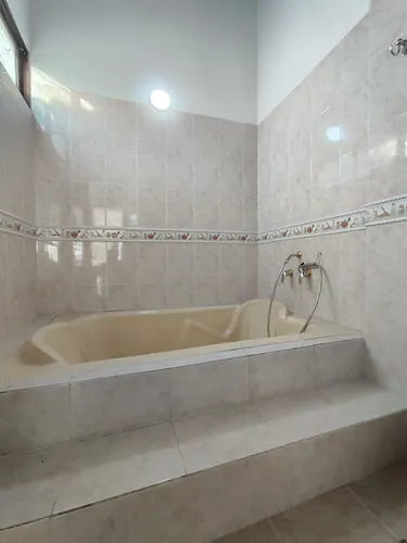 Casa En Arriendo En Via Club Tennis. Cod A30262