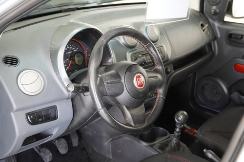 Fiat Uno 1.4 EVO SPORTING 8V FLEX 4P MANUAL