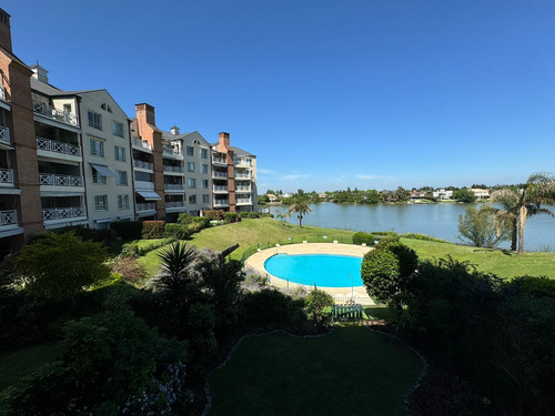 Excelente Departamento Amoblado, Impecable, Vista Al Lago