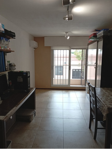 Venta Apartamento Monoambiente En La Blanqueada, Próximo A Parque Batlle