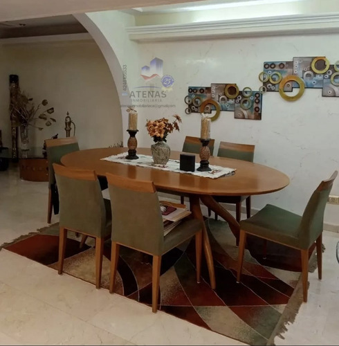 Atenas Inmobiliaria, Vende Fabuloso Twon House En Cr Puerto Príncipe, El Morro Lechería, Totalmente Amoblado Y Equipado, Con Muelle Propio Y Planta De Luz Eléctrica Incluida.