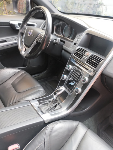 Volvo XC60 2.0 T5 R-design Drive-e 5p