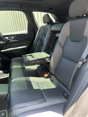 Volvo XC60 T8 AWD R-DESIGN HIBRIDO TP 2000CC T