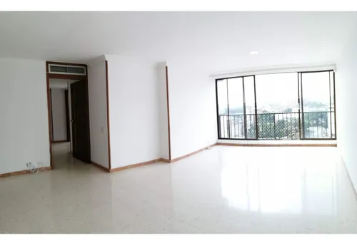 Venta Apartamento De 124mts2 En La Flora, Norte De Cali 8083.