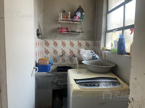 Casa Quinta En 3 Amb. En Venta Lote 900 M2 Excelente Ubicación - Moreno