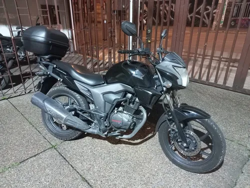 Moto Con Maletero, Excelentes Condiciones.