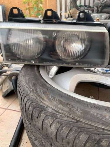 Imagen 3 de 4 de Ópticos Delanteros Bmw E36 Sedan M3 Con Lupa