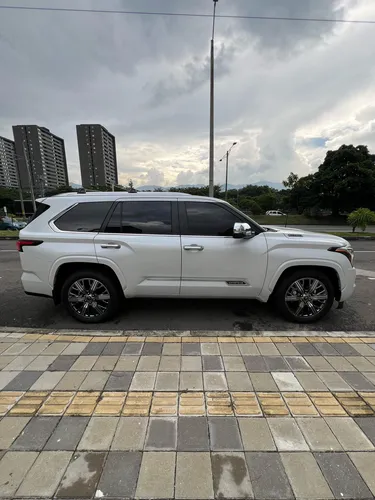 Toyota Sequoia 3.5 V6 Capstone Blindada
