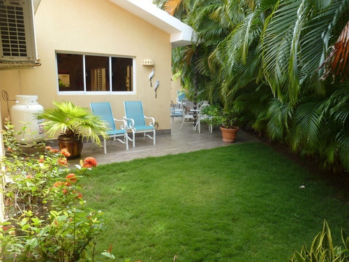 Imagen 3 de 10 de Hermosa Villa En Metro Country Club,