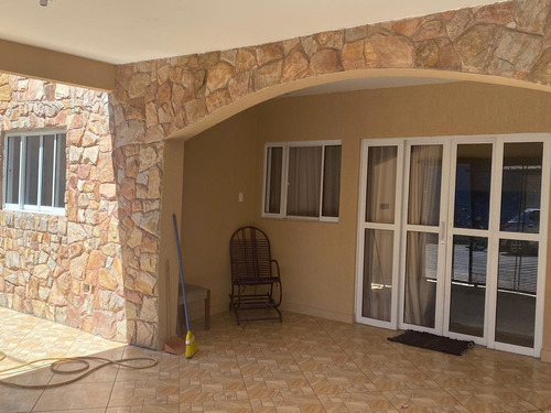 Casa De 2 Andares|6 Quartos - Barreiro Bh -direto Com Dono