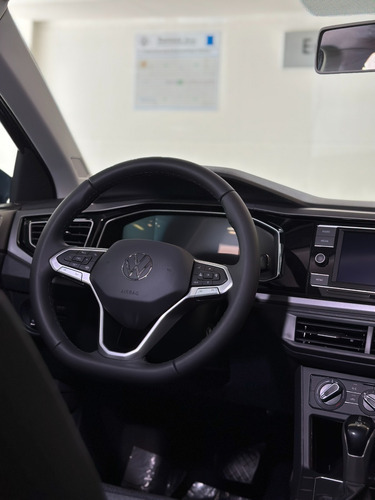 Volkswagen Nivus 170 Tsi Mt