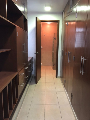 Imagen 9 de 30 de En Venta Casa En Fracc. La Loma, Royal Country