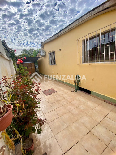 Casa En Venta En Estación Central A Pasos De Metro Las Rejas