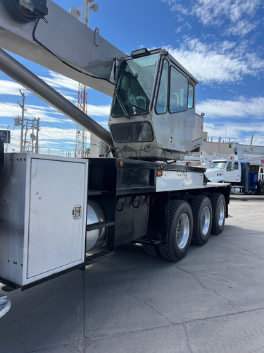 Kenworth 2010 Con Grua Nacional De 40 Toneladas