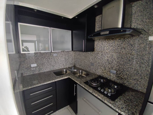 Imagen 14 de 19 de Apartamento En Venta En Urb Bosque Alto, Remodelado 04121994409