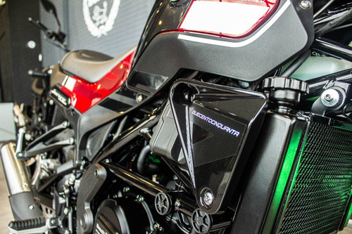 Imagen 11 de 25 de Benelli Leoncino 250 - No Ktm, No Husqvarna, No Honda!