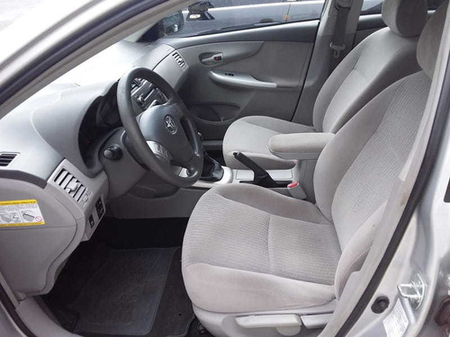 Toyota Corolla Gli 1.8 16v 4p (flex)
