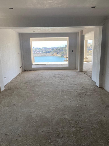 Venta Casa En Obra Con Excelente Vista En Madin
