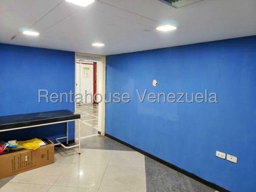 Local En Venta Maracay Centro 25-15081 Yb