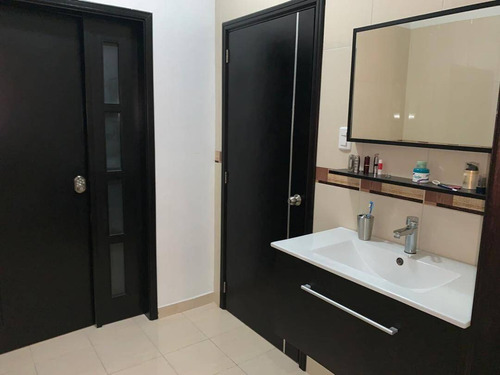 En Venta Moderno Pent House En Resd. Jacaranda En La Trigaleña Alta