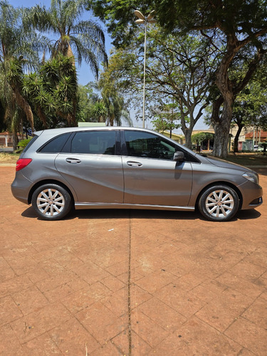 Mercedes-Benz Classe B 1.6 Turbo 5p