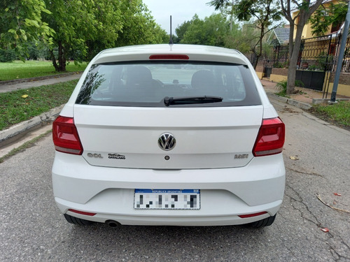 Imagen 6 de 13 de Volkswagen 1.6 5 Ptas Trend Comfortline 2018
