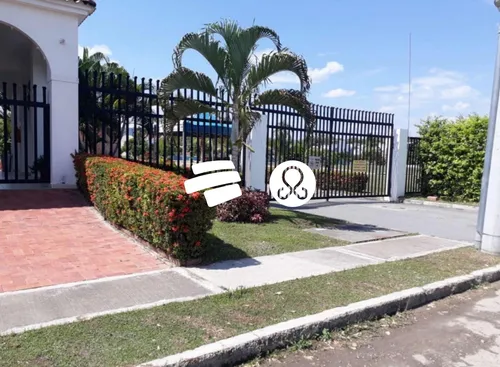 Lote En Conjunto Residencial En Flandes 105m² Para Construcción O Inversión