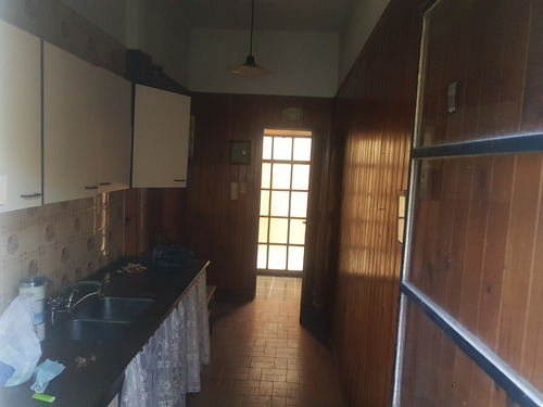 Imagen 4 de 14 de Tipo Casa 5 Amb En Venta Entrada Independiente Barrio Naón.