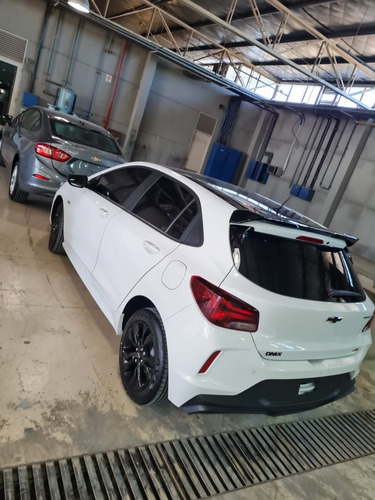 Imagen 7 de 25 de Nuevo Chevrolet Onix Rs Mt 1.0t 5p Ad