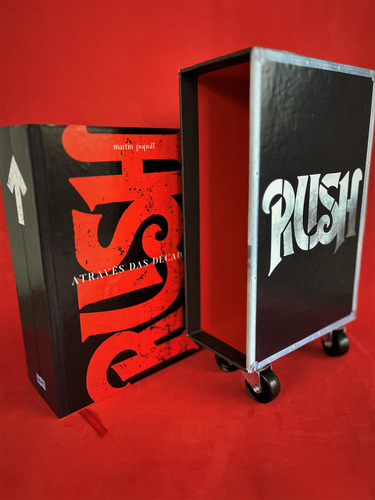 Rush - Através Das Décadas - Edição De Colecionador, De Popoff, Martin. Editora Belas Letras Editora Em Português