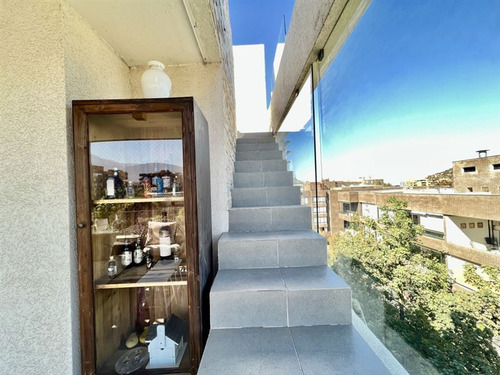 Departamento En Venta De 3 Dorm. En Lo Barnechea