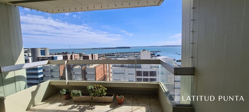 Imagen 5 de 22 de Apartamento Con Vista Al Puerto