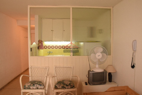 Monoambiente En Alquiler De Temporada Punta Del Este - Ref: 2859
