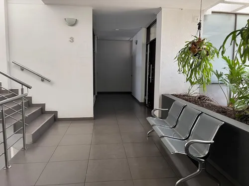 Consultorio Edificio San Fernando, Tercer Piso, Al Lado De Estacion De Mio Estadio Y Estadio Pascual Guerrero, Superinter Con Via Directa A La Calle 5ta O Parque Del Perro.